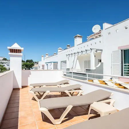 Pegada With Sea View, Pool & Gym *