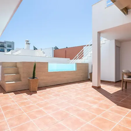 Pegada With Sea View, Pool & Gym * Ταβίρα